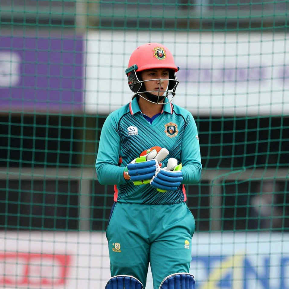 ২৪৯ রান বাঁচাতে না পারার রাতে ওপেনার বিতর্ক: ভারতের আসল ফাটল কোথায়